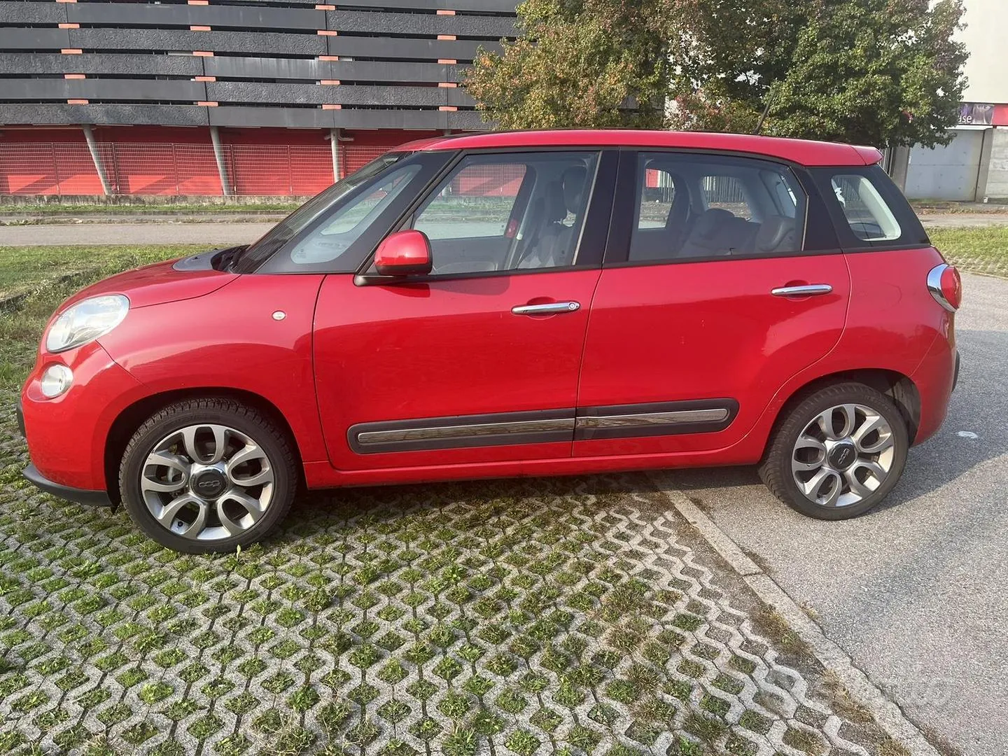 Fiat 500L 2014 photo 2