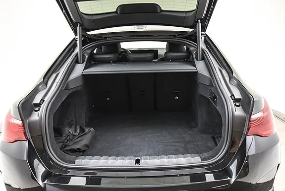 BMW I4 2026 photo 4