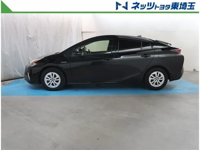 Toyota Prius 2017 photo 5