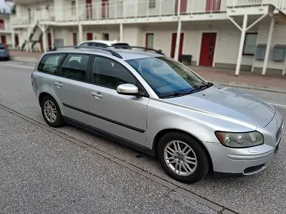 Volvo V50