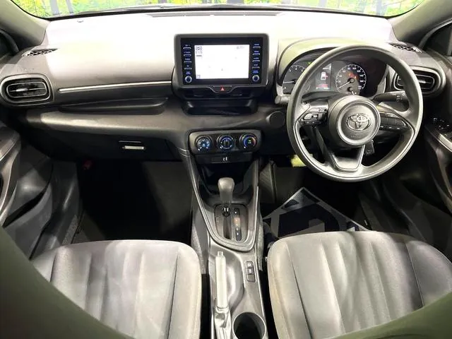Toyota Yaris 2021 photo 2