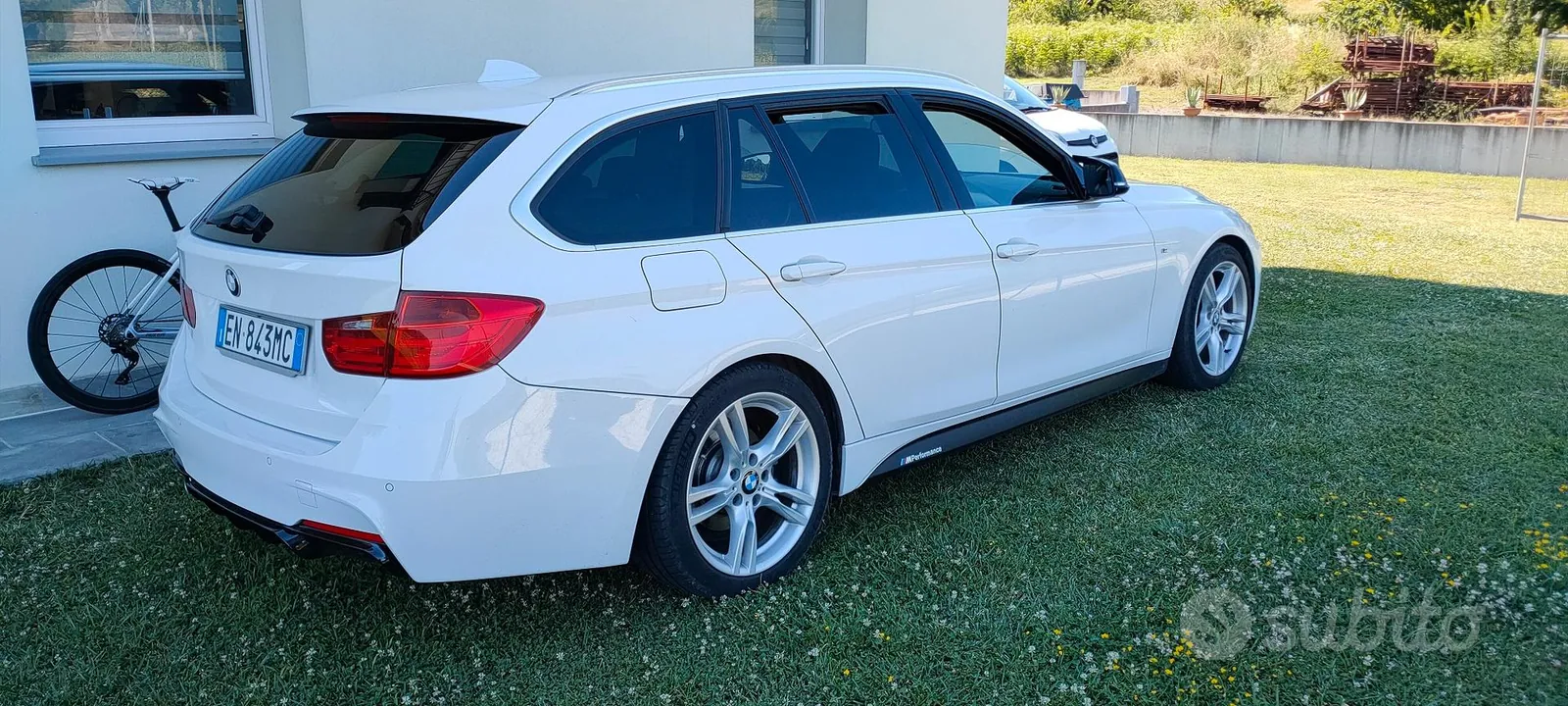 BMW 3 Series 2012 photo 3