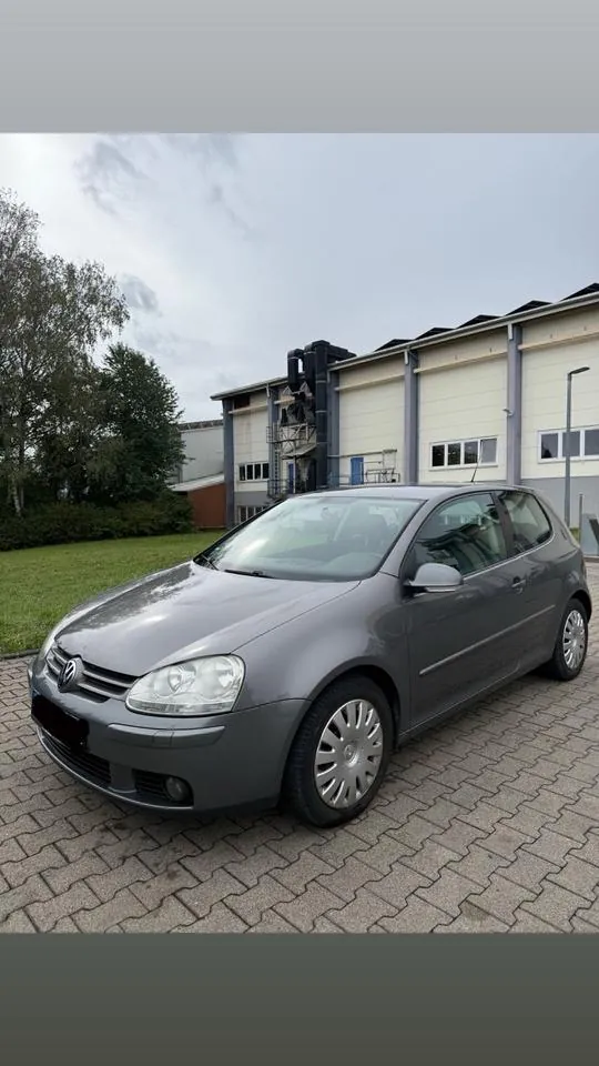 Volkswagen Golf V