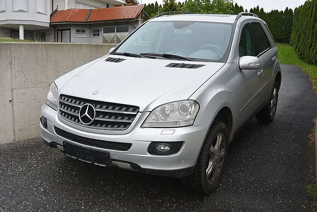 Mercedes-Benz M-Class 2007 photo 2