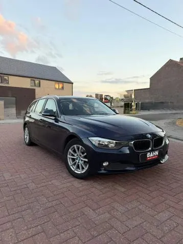 BMW Série 3 2014 photo 3