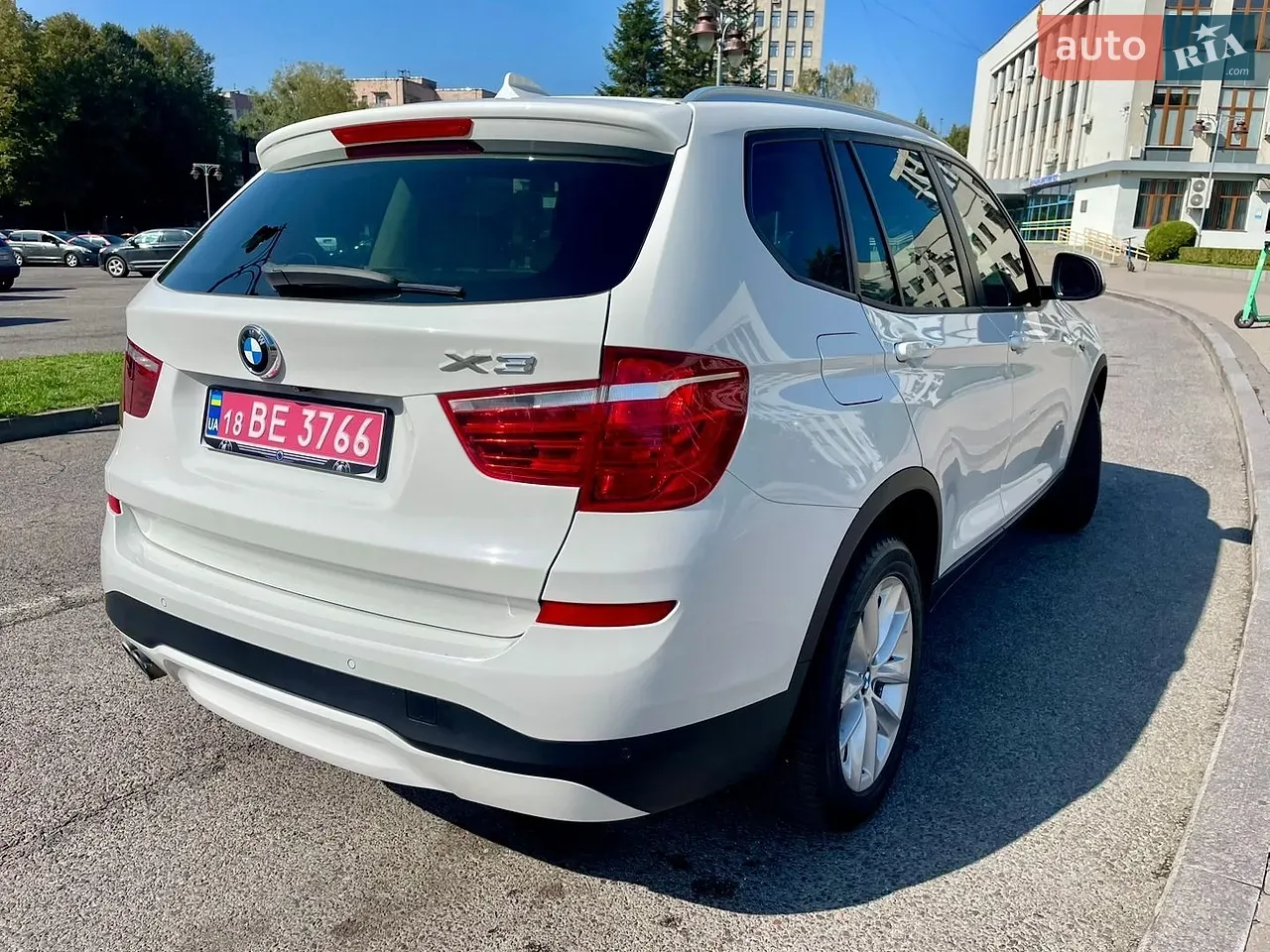 BMW X3 2017 photo 2