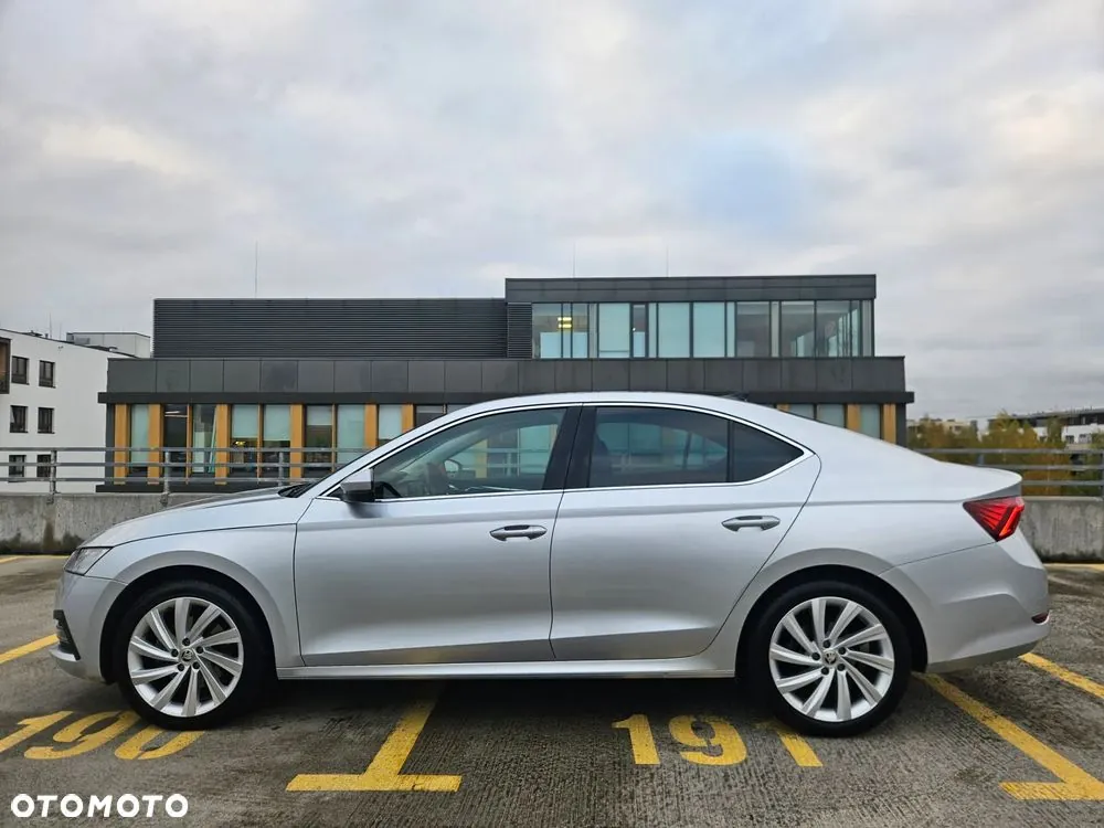 Skoda Octavia 2023 photo 3
