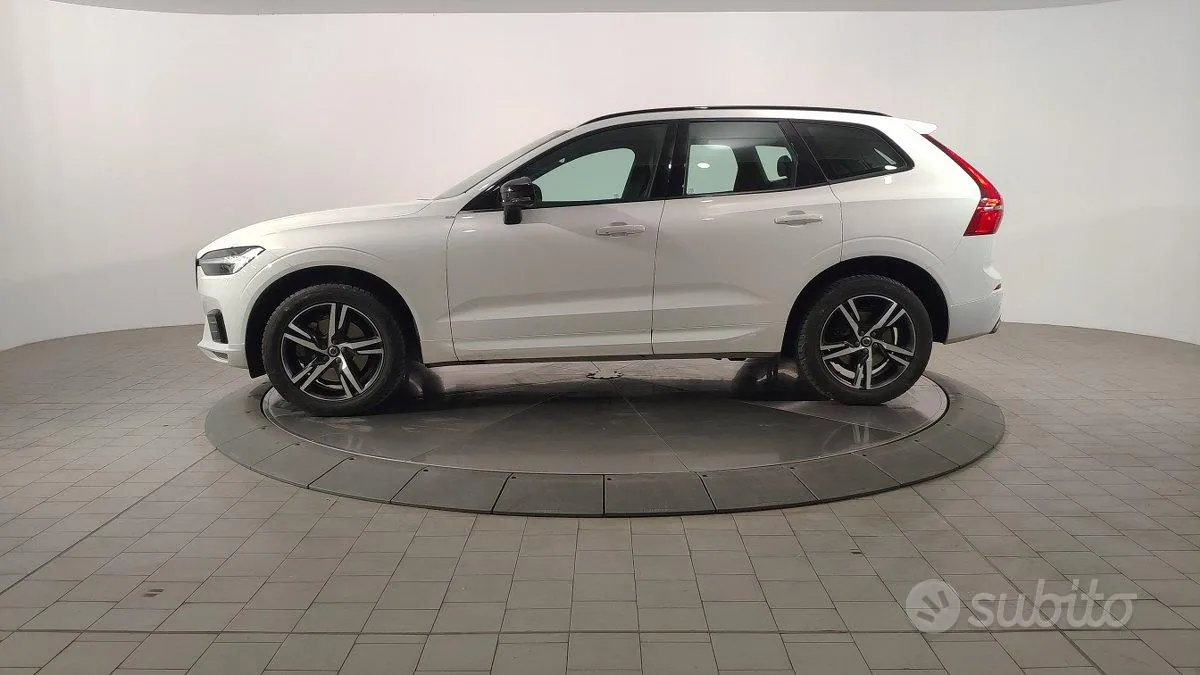 Volvo Xc60 2021 photo 4