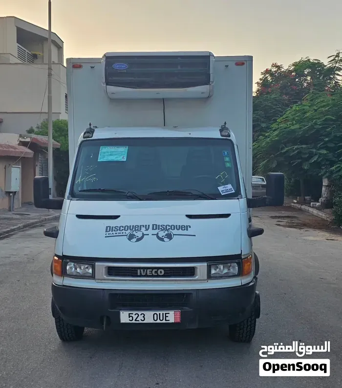 Hyundai 56C15 2002 photo 2