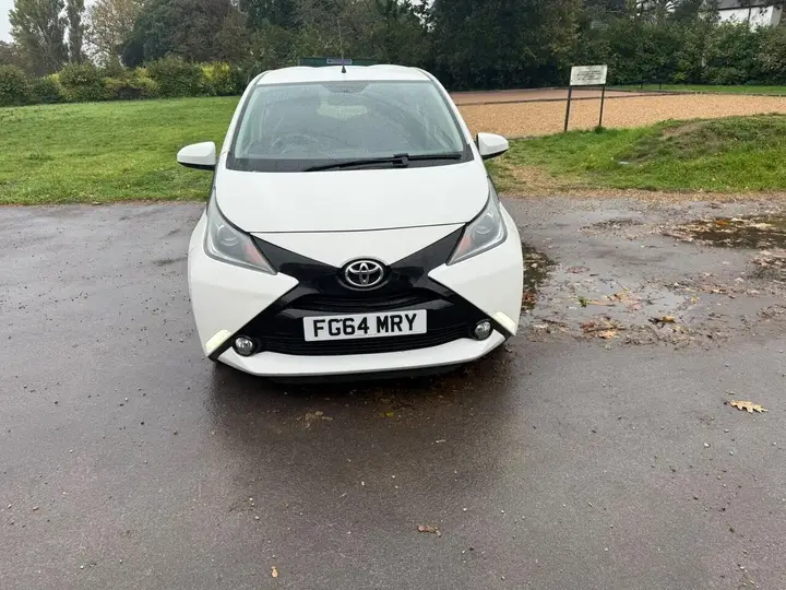 Toyota Aygo 2014 photo 2