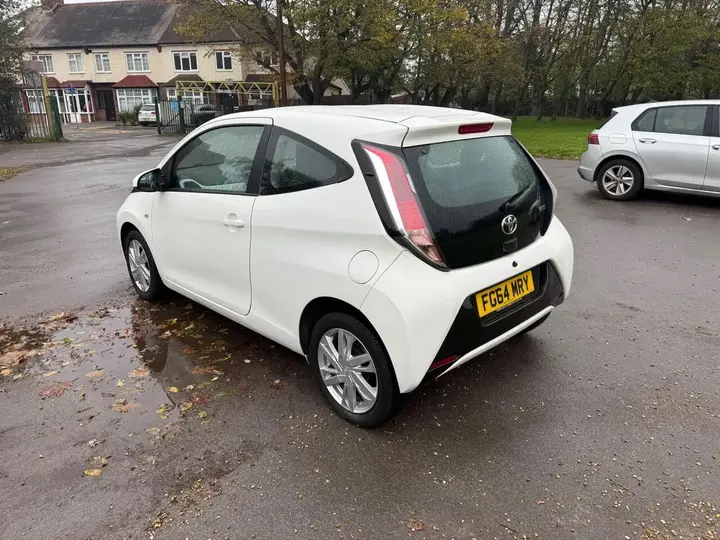 Toyota Aygo 2014 photo 3