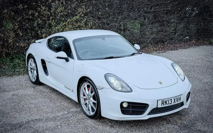 Porsche Cayman 2013 photo 2