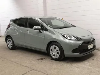 Toyota Aqua 2022 photo 2