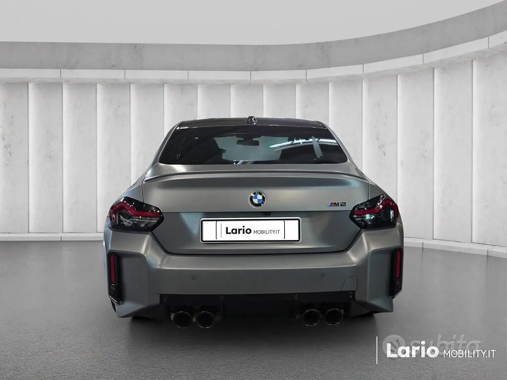 BMW M2 2025 photo 4