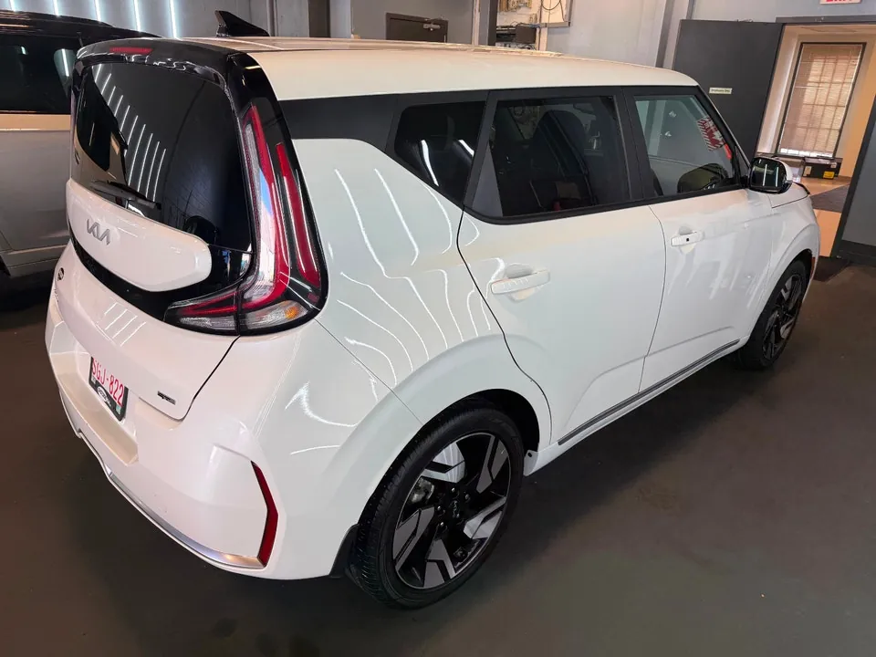 Kia Soul 2023 photo 4