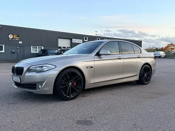 BMW 525D 2012 photo 2