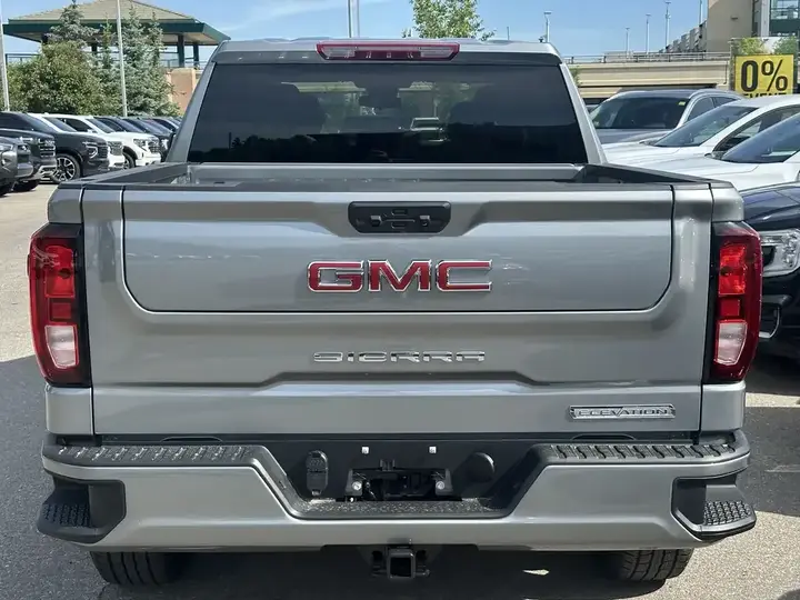 GMC Sierra 1500 2026 photo 5