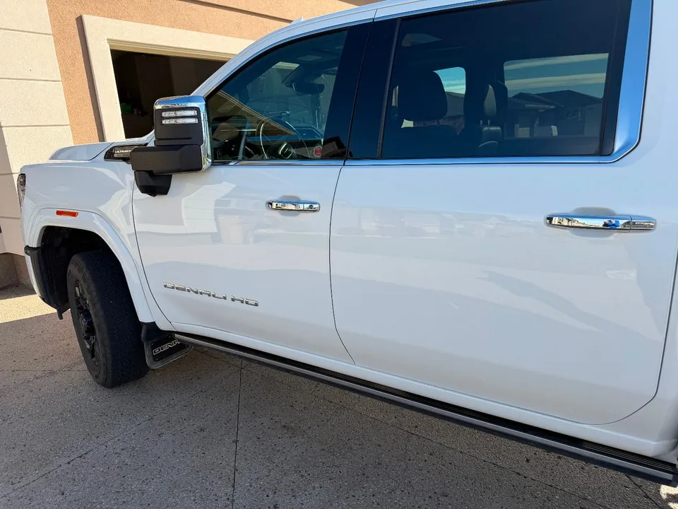 GMC Sierra 3500Hd 2025 photo 4