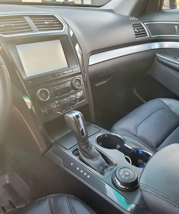 Ford Explorer 2016 photo 4