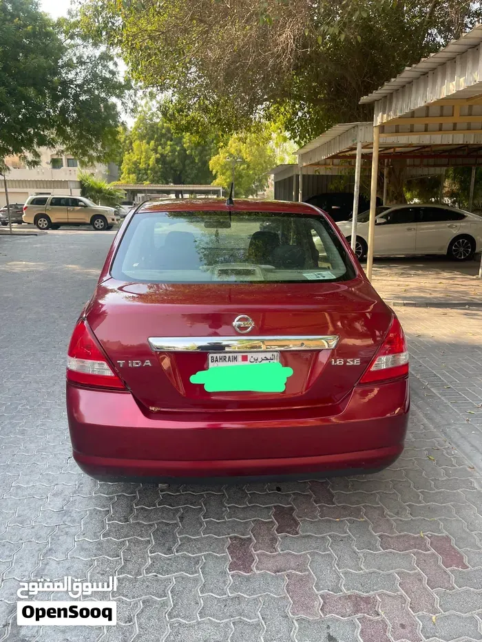 Nissan Tiida 2008 photo 2