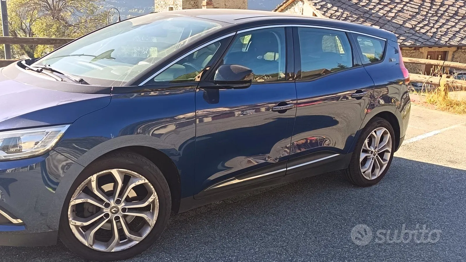 Renault Grand Scenic 2019 photo 2
