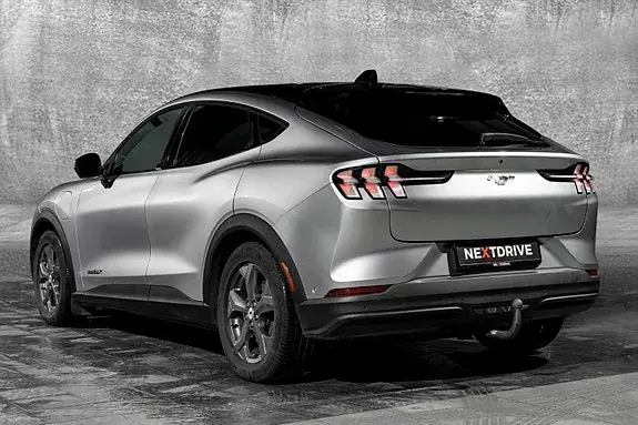 Ford Mustang Mach-E 2021 photo 5