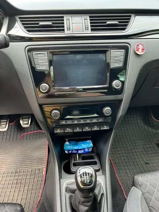 Skoda Rapid 2018 photo 3
