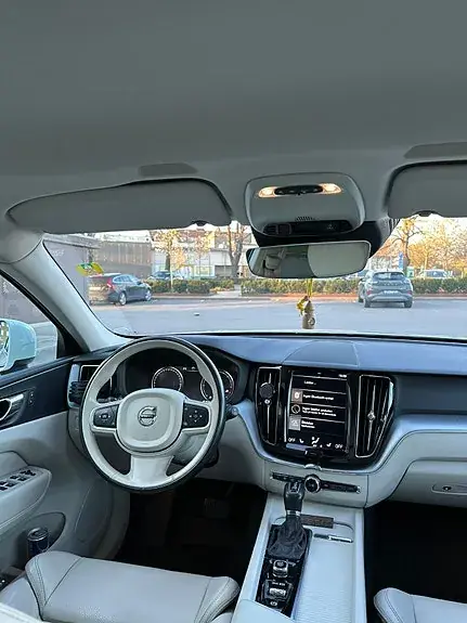 Volvo Xc60 2018 photo 3