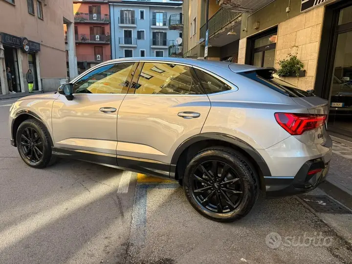 Audi Q3 2021 photo 3