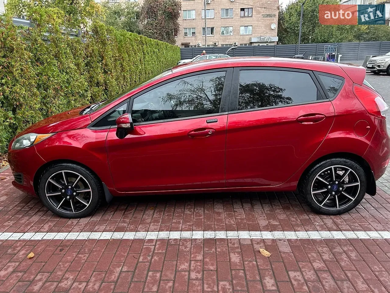 Ford Fiesta 2015 photo 5