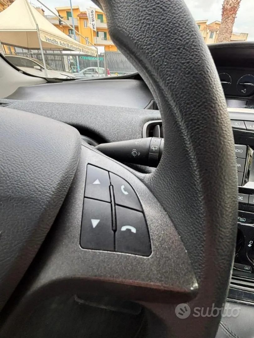 Lancia Ypsilon 2023 photo 5