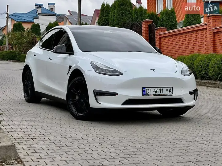 Tesla Model Y 2021 photo 3