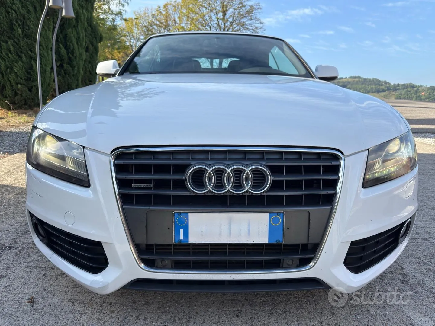 Audi A5 2012 photo 2