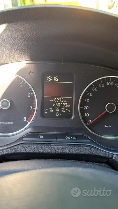 Volkswagen Polo V 2010 photo 2
