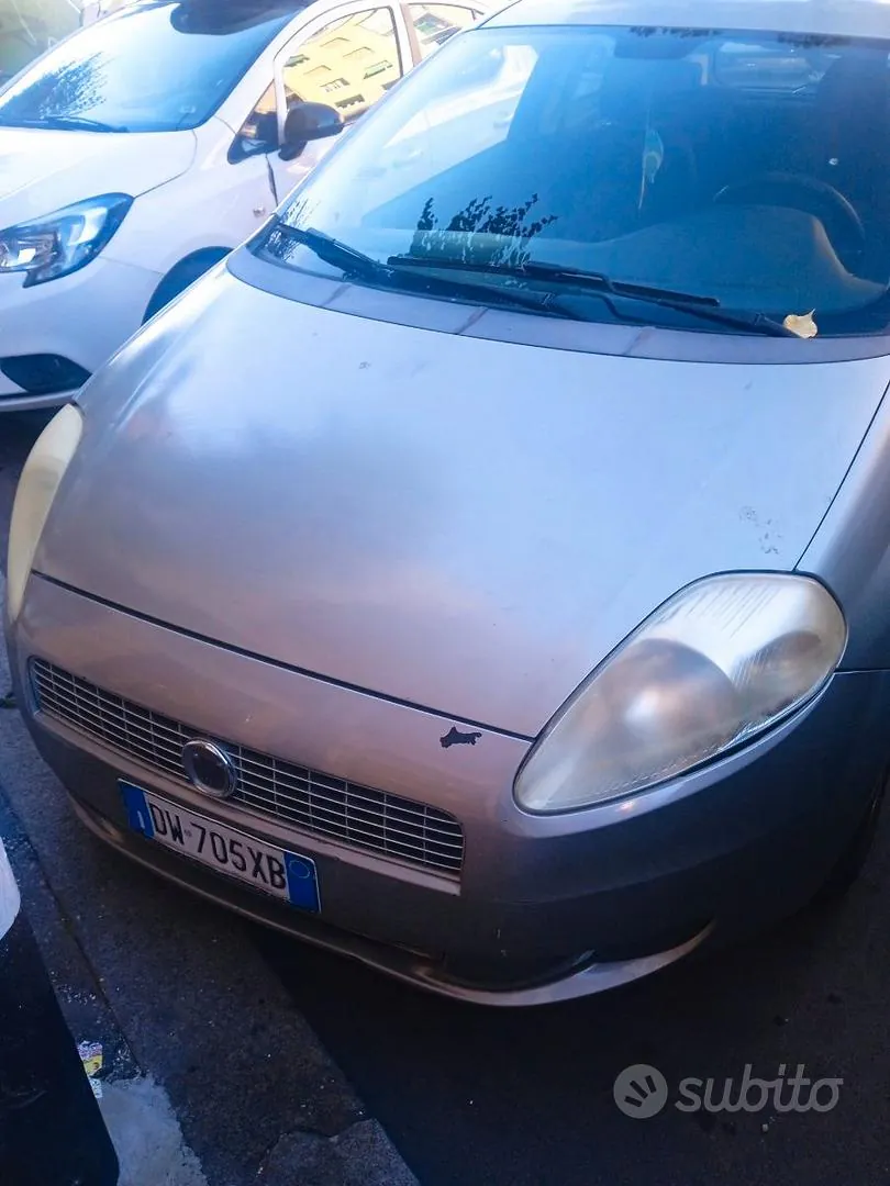 Fiat Grande Punto 2009 photo 3
