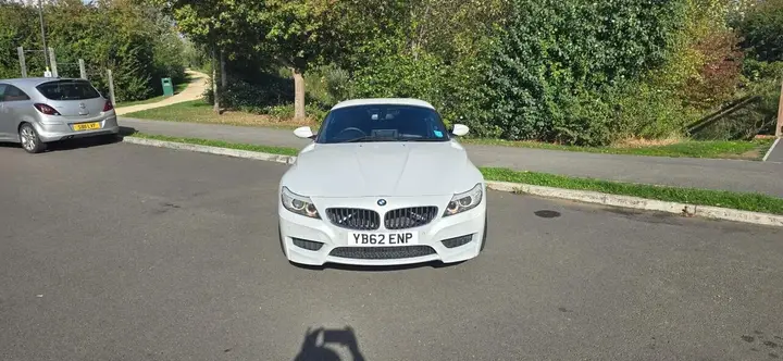 BMW Z4 2012 photo 2