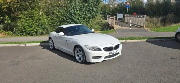 BMW Z4 2012 photo 3
