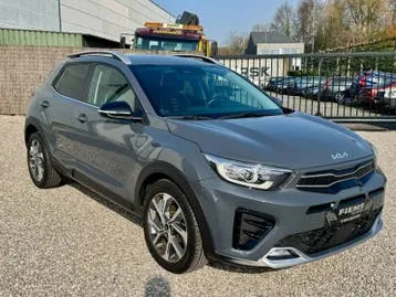 Kia Stonic 2023 photo 3