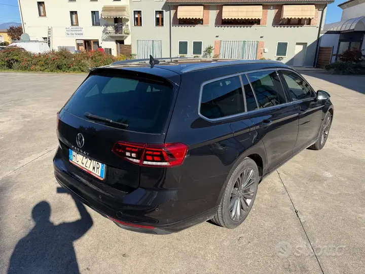 Volkswagen Passat 2023 photo 3