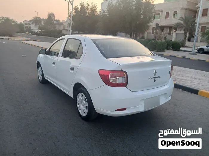 Renault Symbol 2016 photo 2