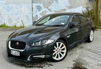 Jaguar Xf 2015 photo 3