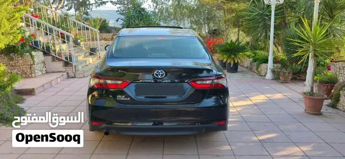 Toyota Camry 2022 photo 2