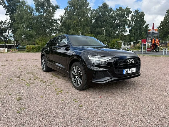 Audi Q8 2020 photo 2