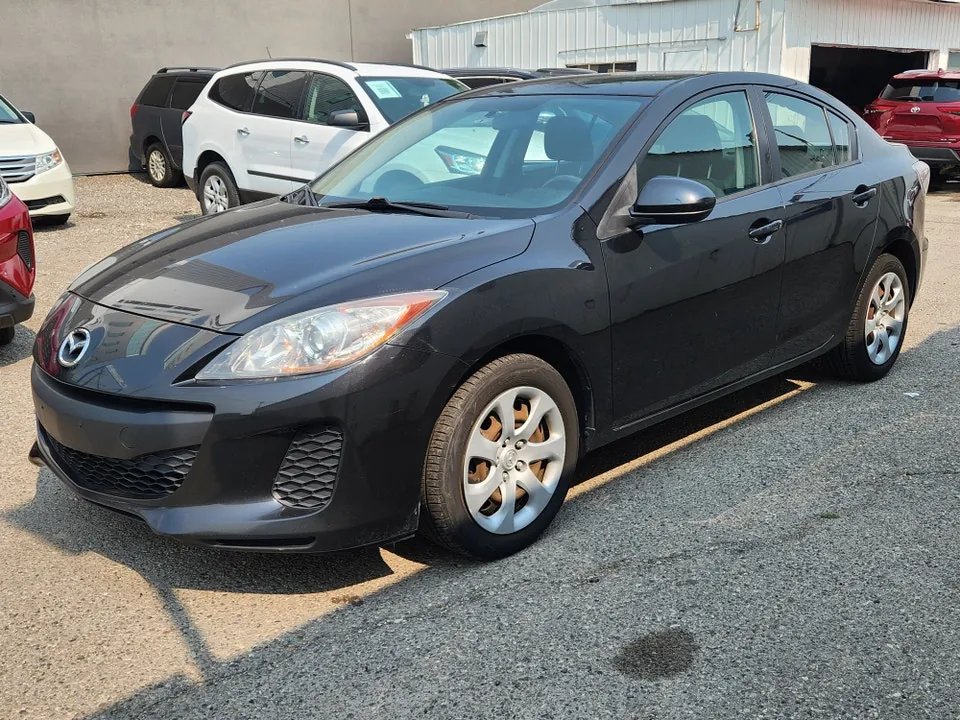 Mazda Mazda3 2013 photo 4