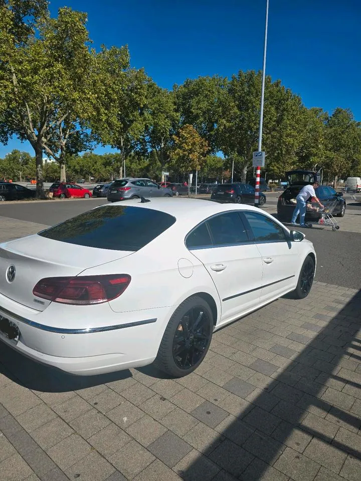 Volkswagen Passat Cc