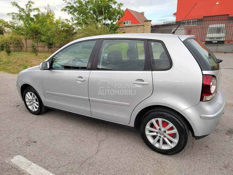 Volkswagen Polo 2008 photo 4