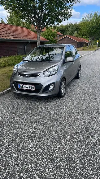 Kia Picanto 2013 photo 2