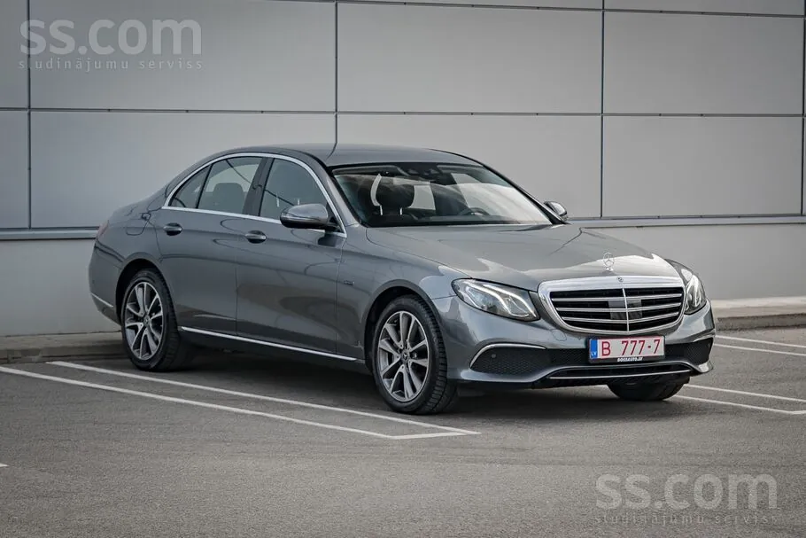 Mercedes-Benz E300 2020 photo 3