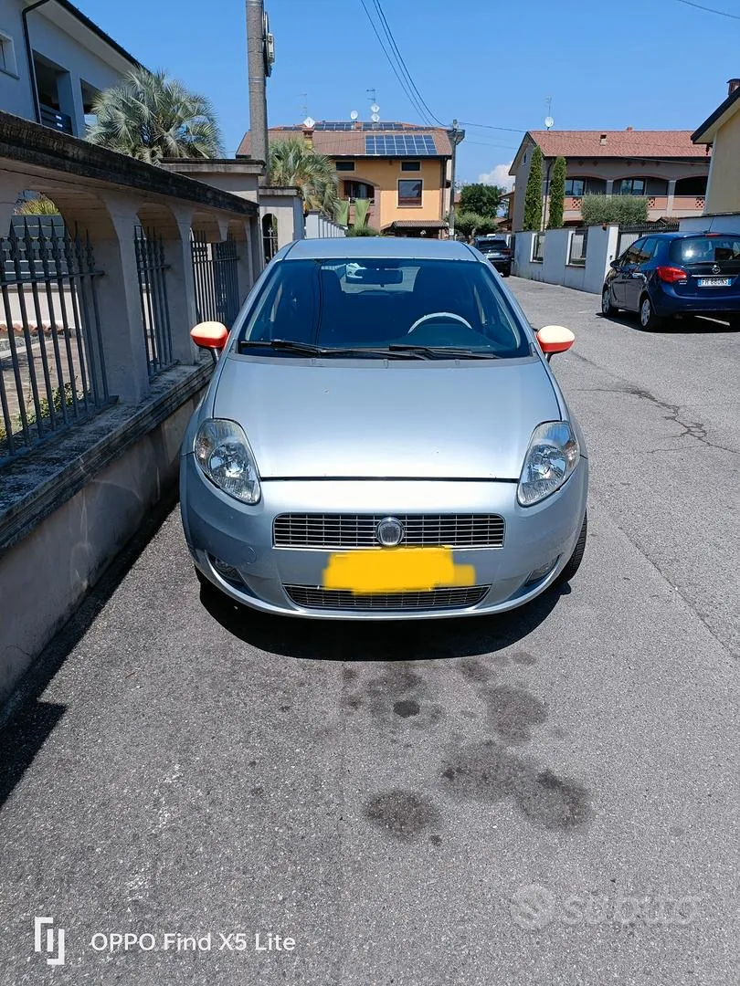 Fiat Grande Punto 2009 photo 3