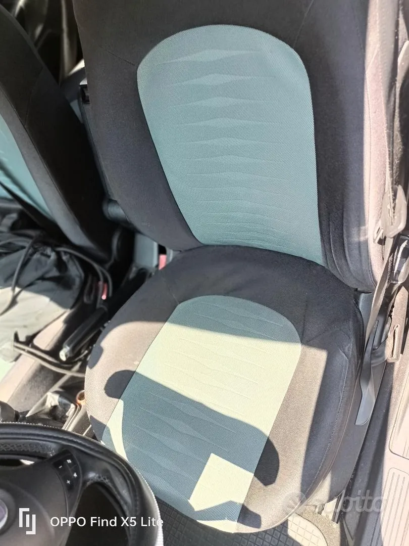 Fiat Grande Punto 2009 photo 5